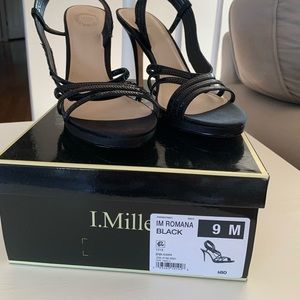 L. Miller dress sandal. Size 9